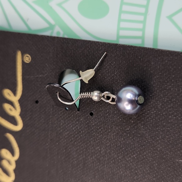 5/$20 Bundle deal - Grey Dangle Earrings - Picture 3 of 3